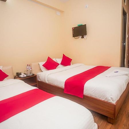 Hotel Dream Light Pokhara Extérieur photo