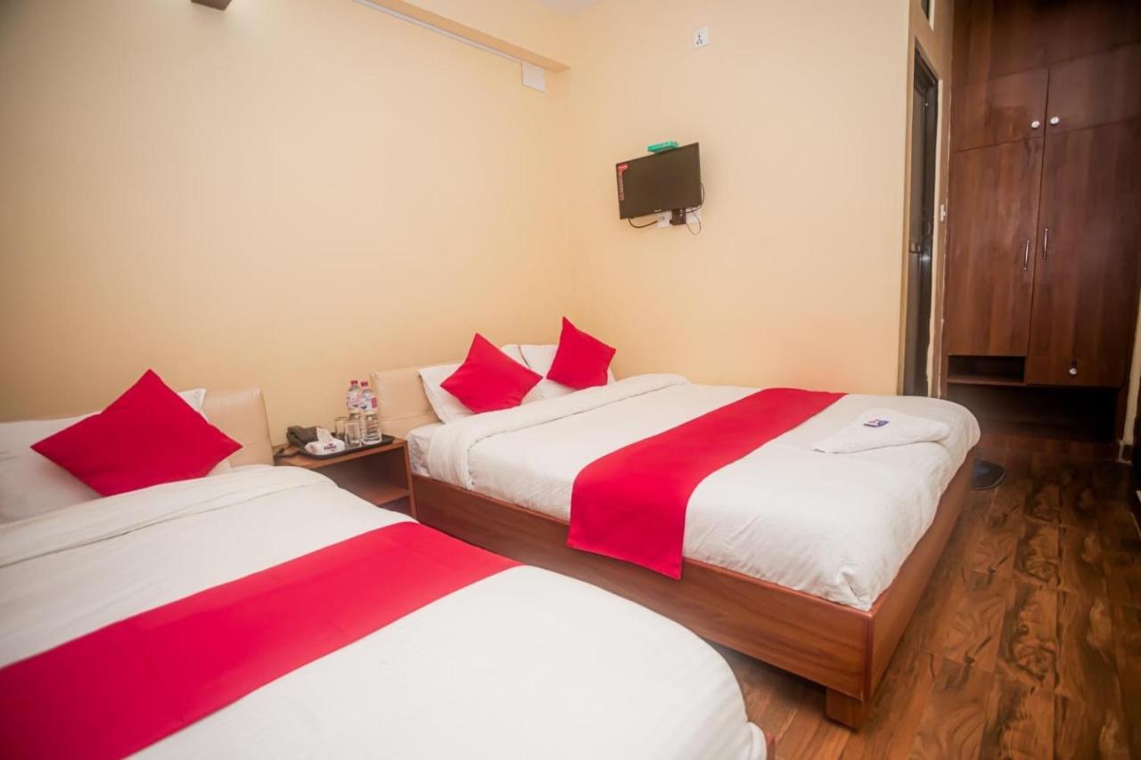 Hotel Dream Light Pokhara Extérieur photo