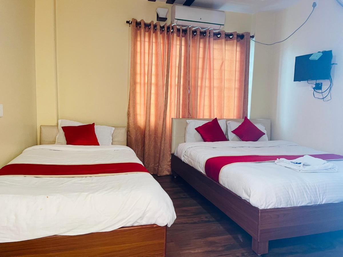 Hotel Dream Light Pokhara Extérieur photo